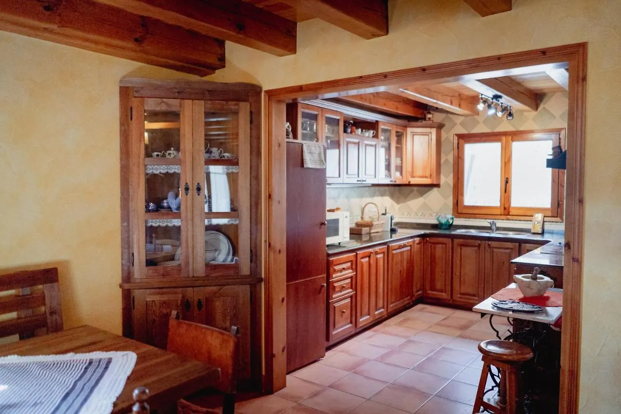 El Xalet De La Vall De Cardos Lladros Chalet